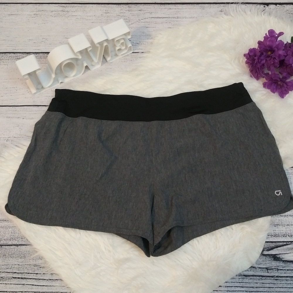 🌟LIKE NEW🌟 GAP FIT women's running shorts